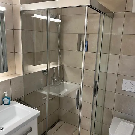 Stunning Apartments, Bernina - Self Checkin דירה *