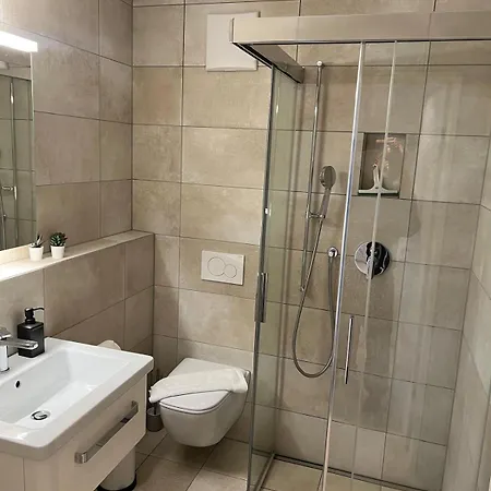 Stunning Apartments, Bernina - Self Checkin